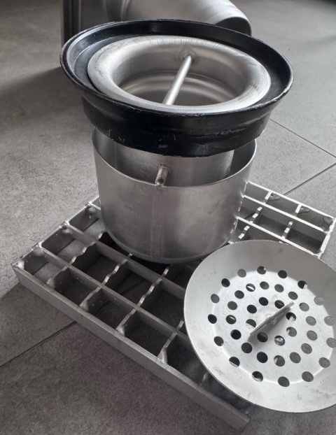 Kratka Ściekowa dolna KSD mini 200-110